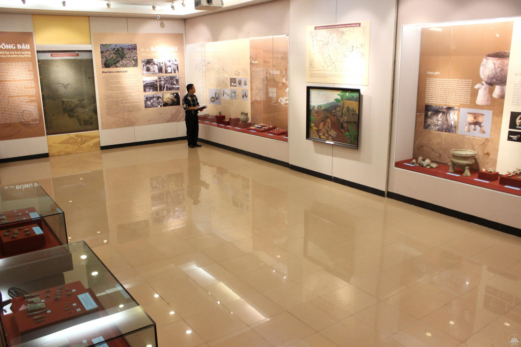 Những hiện vật trưng bày ở bảo tàng tỉnh Vĩnh Phúc. Ảnh: Báo Vĩnh Phúc.